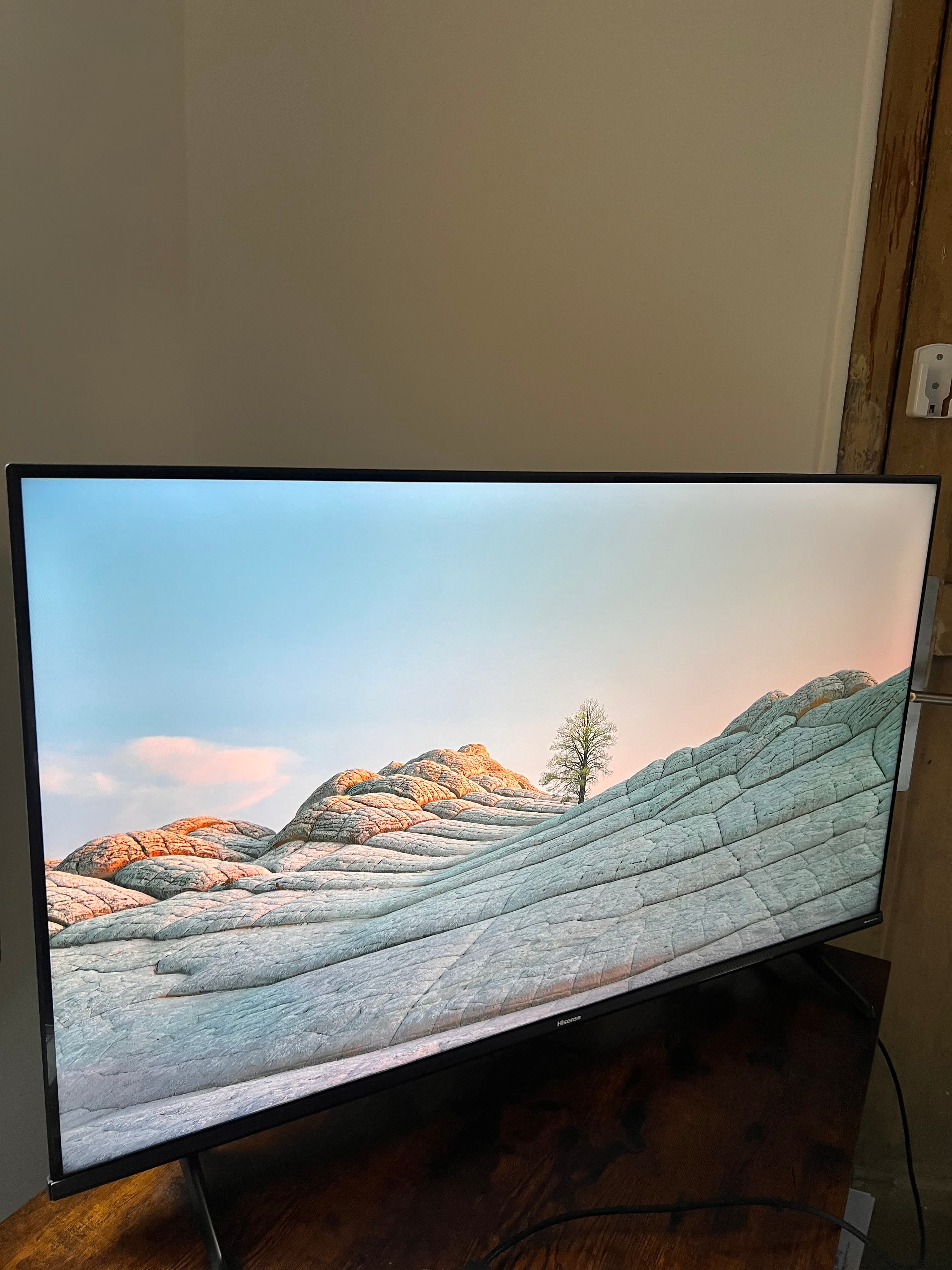 Hisense QLED 4K 43 Inches
